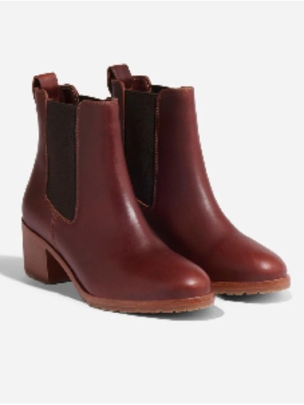 Nisolo Ana Go-To Heeled Chelsea Boot in Auburn